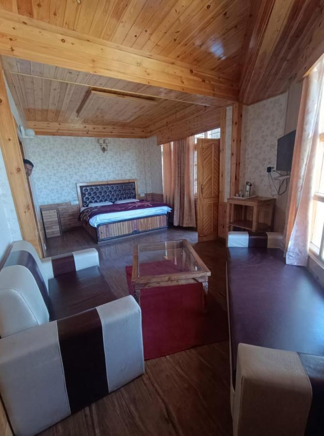 Krishna Vaas Hotell Shimla Exteriör bild